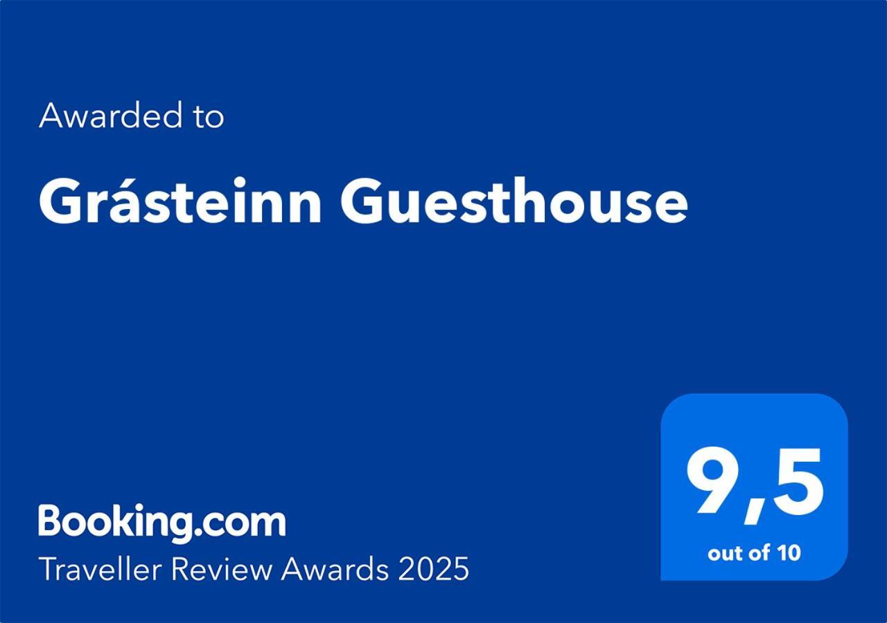 Grásteinn Guesthouse Þórshöfn Esterno foto
