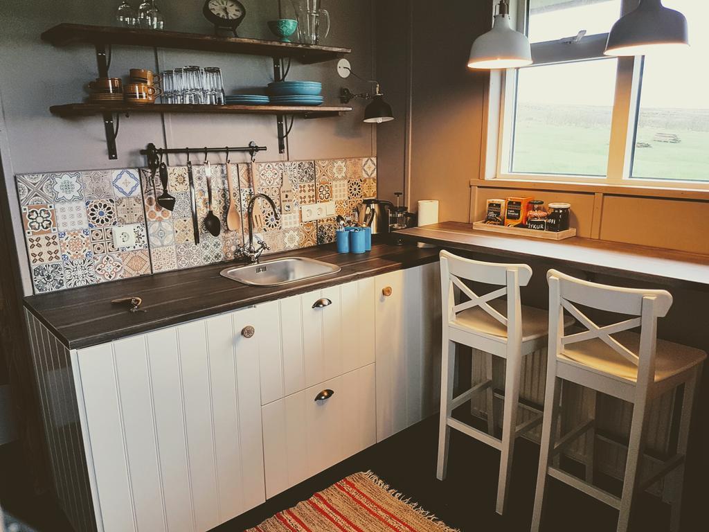 Grásteinn Guesthouse Þórshöfn Esterno foto